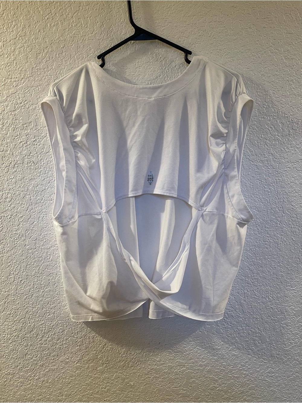 FP Movement by Free People White Short Sleeve Gathered Shoulder Tee - Picture 2 of 5
